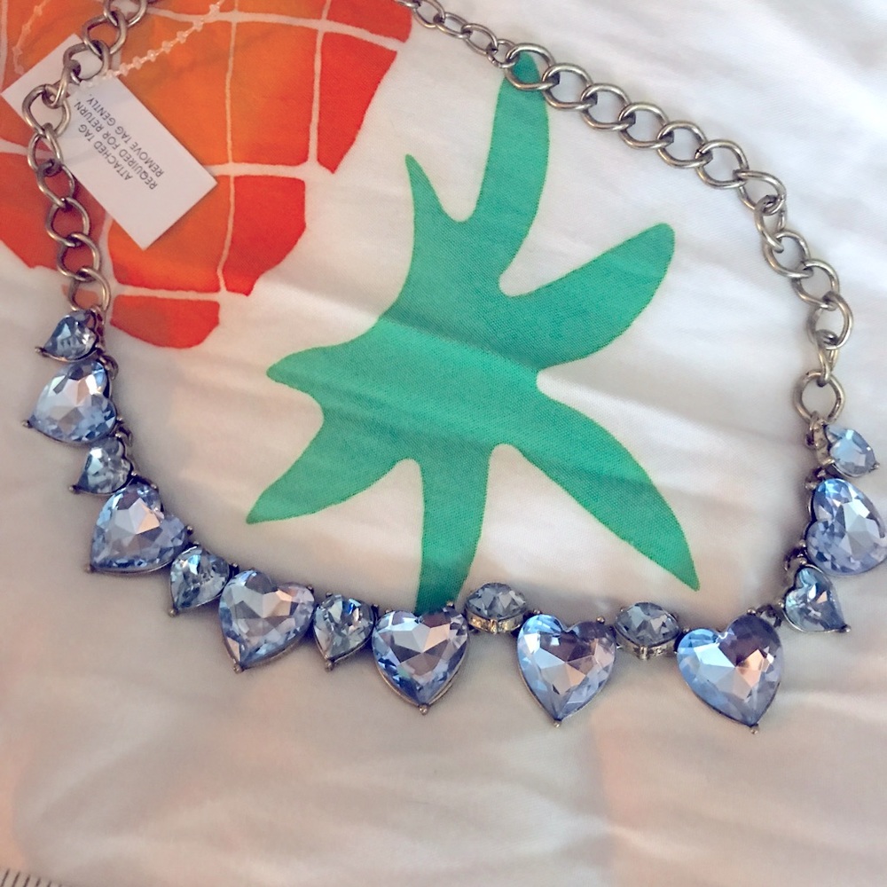 Blue sparkling heart necklace NWT